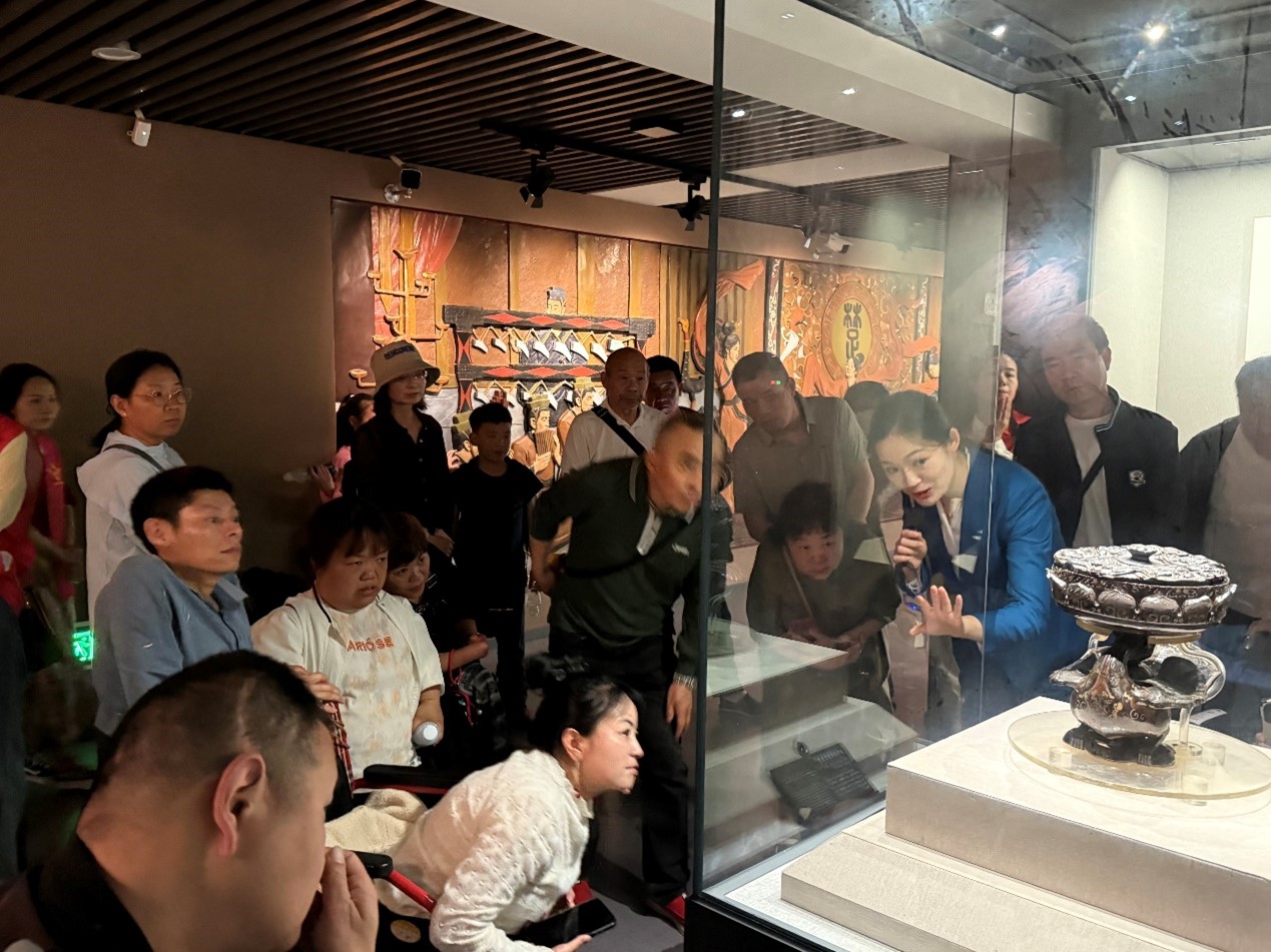 1744102580726119.jpg 图片3.jpg